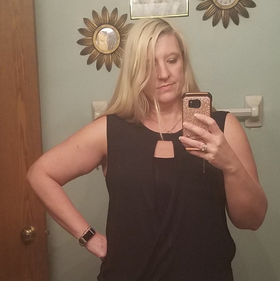 Meet your Posher, Rory - Picture 3 of 3